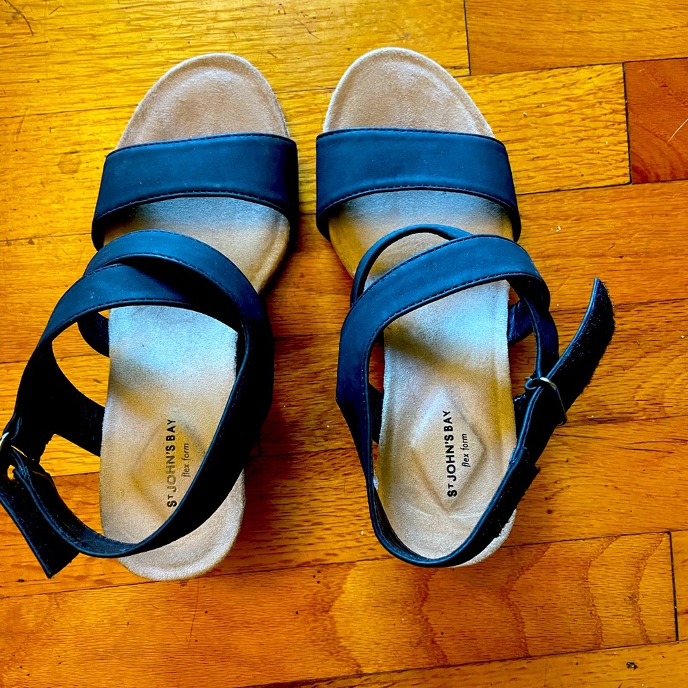 St. John’s Bay Flex Form wedges. Size 6